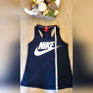 NIKE Women's black tank top size S